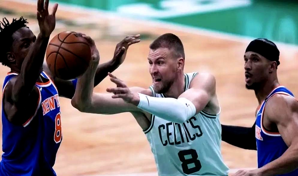 尼克斯力克波兰男篮,波尔津吉斯统治全场 尼克斯力克波兰男篮,波尔津吉斯统治全场