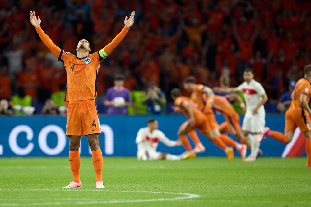 巴黎绝地反击英格兰,科曼爆发神勇 巴黎绝地反击英格兰,科曼爆发神勇