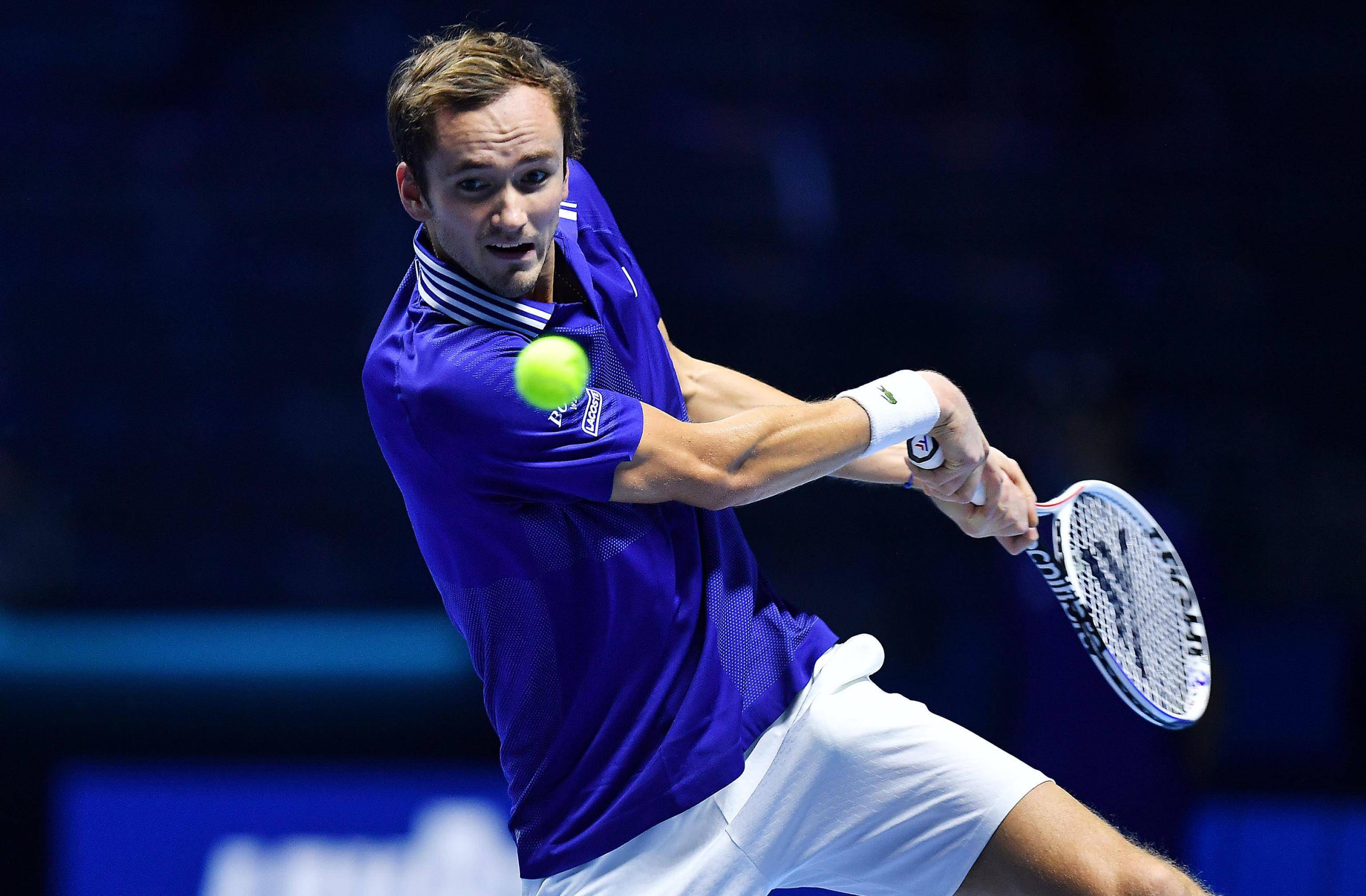 包含美国网球队翻盘西班牙网球队,梅德韦杰夫惊艳世界的词条 包含美国网球队翻盘西班牙网球队,梅德韦杰夫惊艳世界的词条