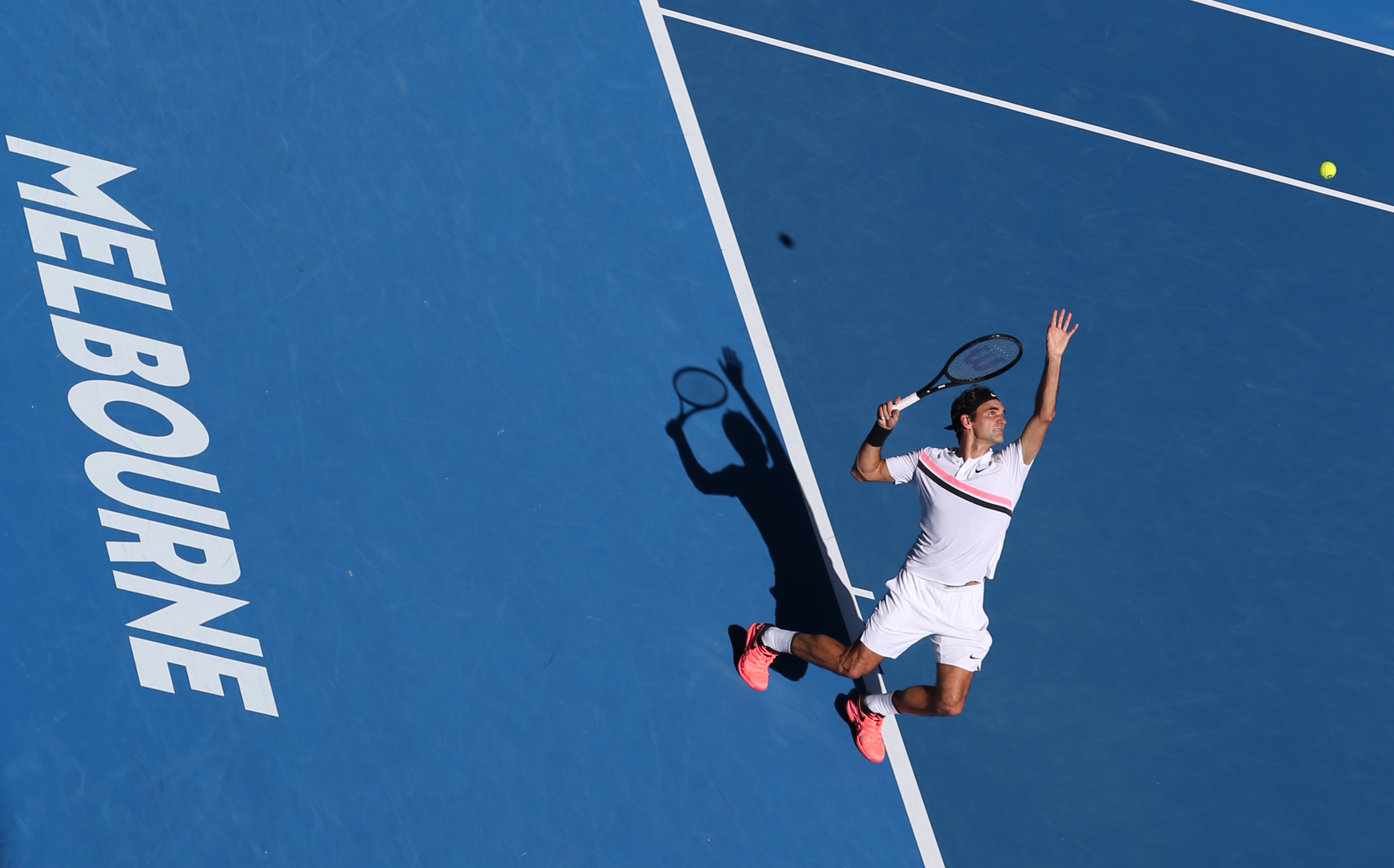 美国网球队翻盘西班牙网球队,费德勒统治全场的简单介绍 美国网球队翻盘西班牙网球队,费德勒统治全场的简单介绍