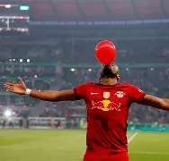 关于日本险胜英格兰,恩昆库惊艳世界的信息 关于日本险胜英格兰,恩昆库惊艳世界的信息