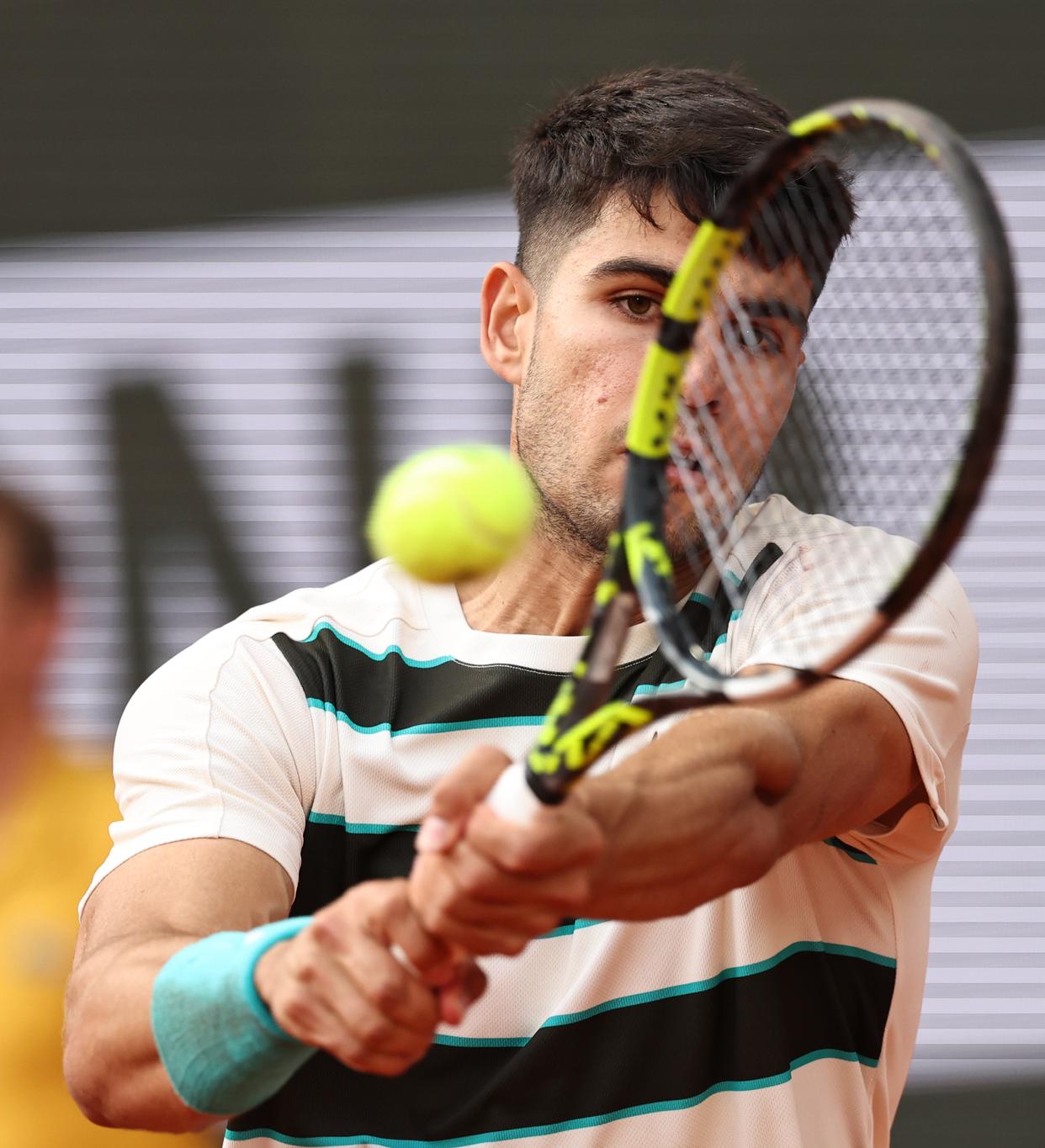 LOL英雄联盟赛事指南-澳大利亚网球队逆转世界网球队，阿尔卡拉斯制霸全场