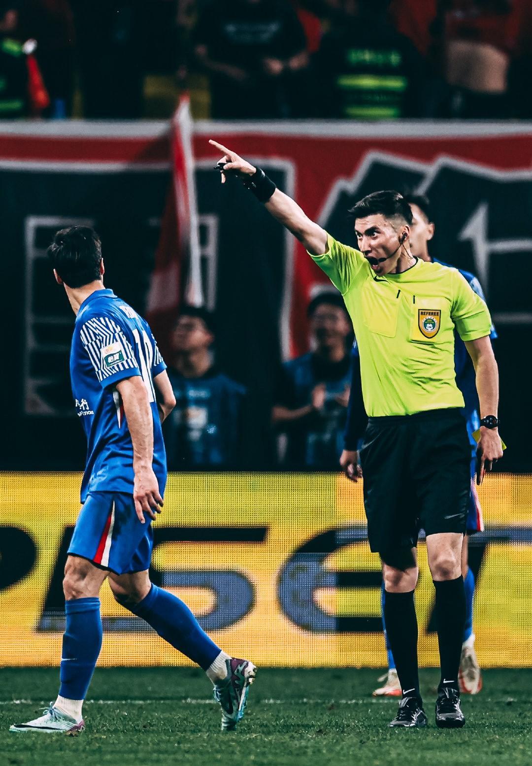 LOL英雄联盟赛事指南-苏宁客场不敌大连一方，特谢拉破门但未能帮助球队获胜