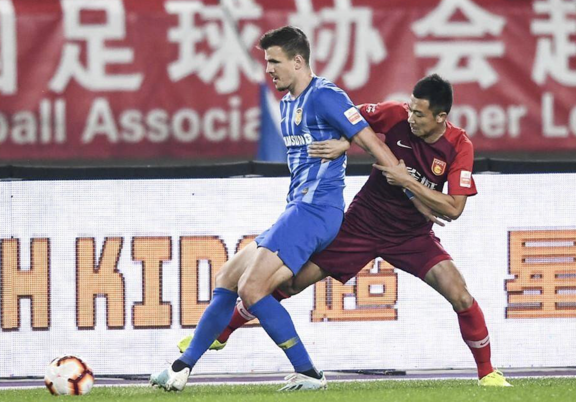 苏宁客场不敌大连一方,特谢拉破门但未能帮助球队获胜 苏宁客场不敌大连一方,特谢拉破门但未能帮助球队获胜