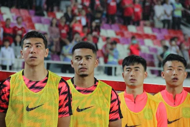 恒大备战战火箭,力争全取三分!的简单介绍 恒大备战战火箭,力争全取三分!的简单介绍