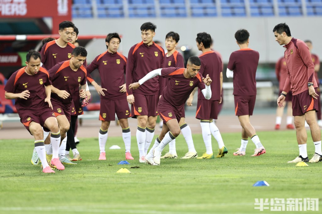 球员状态神勇，全力以赴为球队争取胜利的简单介绍