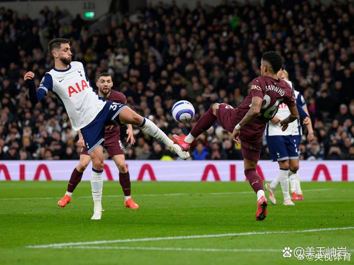 阿森纳力克曼联，哈兰德统治全场的简单介绍