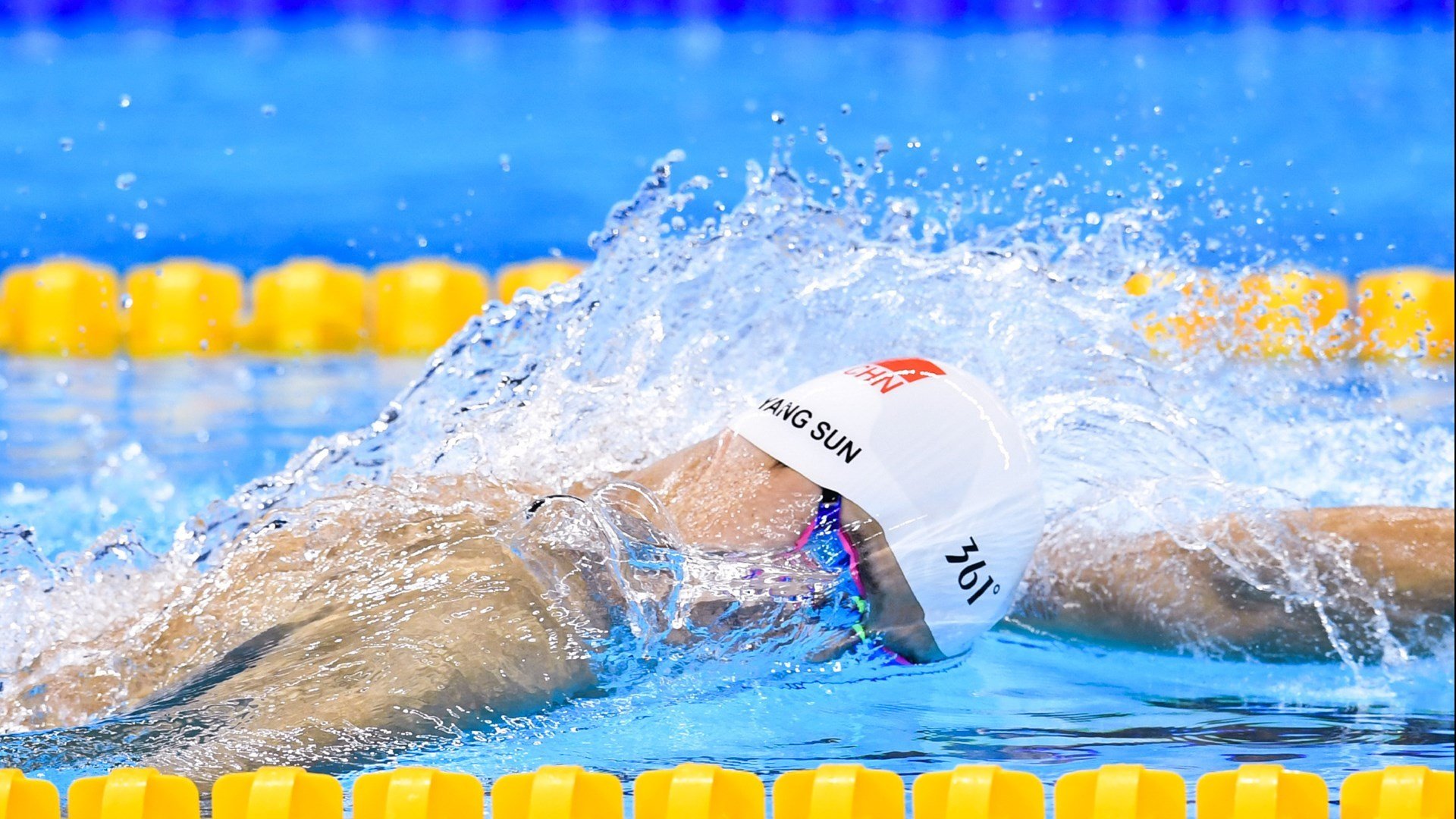 格列兹曼的唯一时刻,当马里的坚韧撞上西班牙的宿命